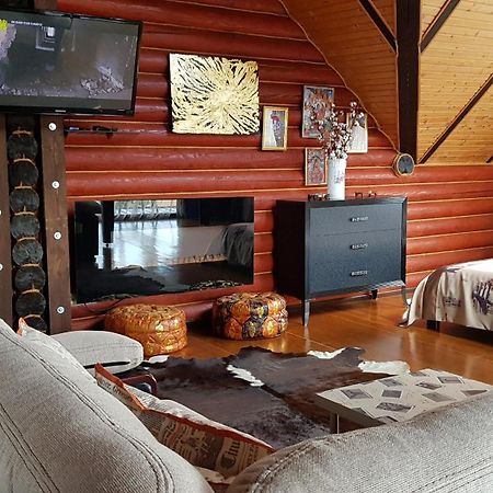 Luxury Apartments With Pool And Sauna In The Villa Cernăuți Cameră foto