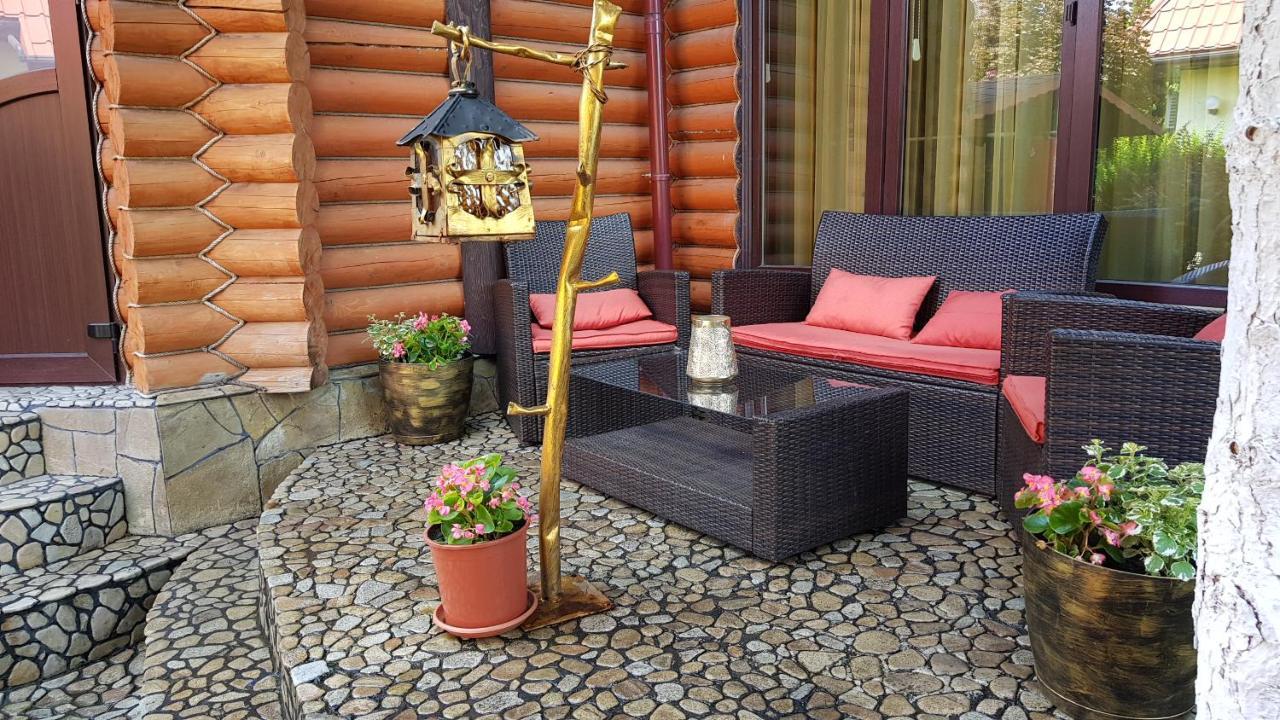 Luxury Apartments With Pool And Sauna In The Villa Cernăuți Exterior foto