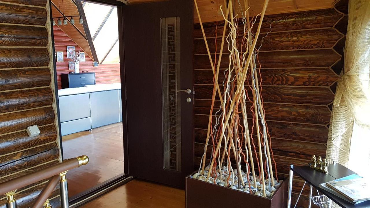Luxury Apartments With Pool And Sauna In The Villa Cernăuți Exterior foto
