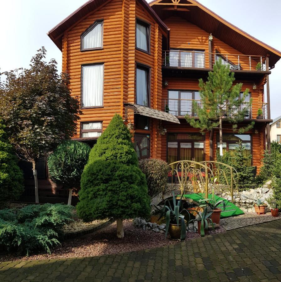 Luxury Apartments With Pool And Sauna In The Villa Cernăuți Exterior foto