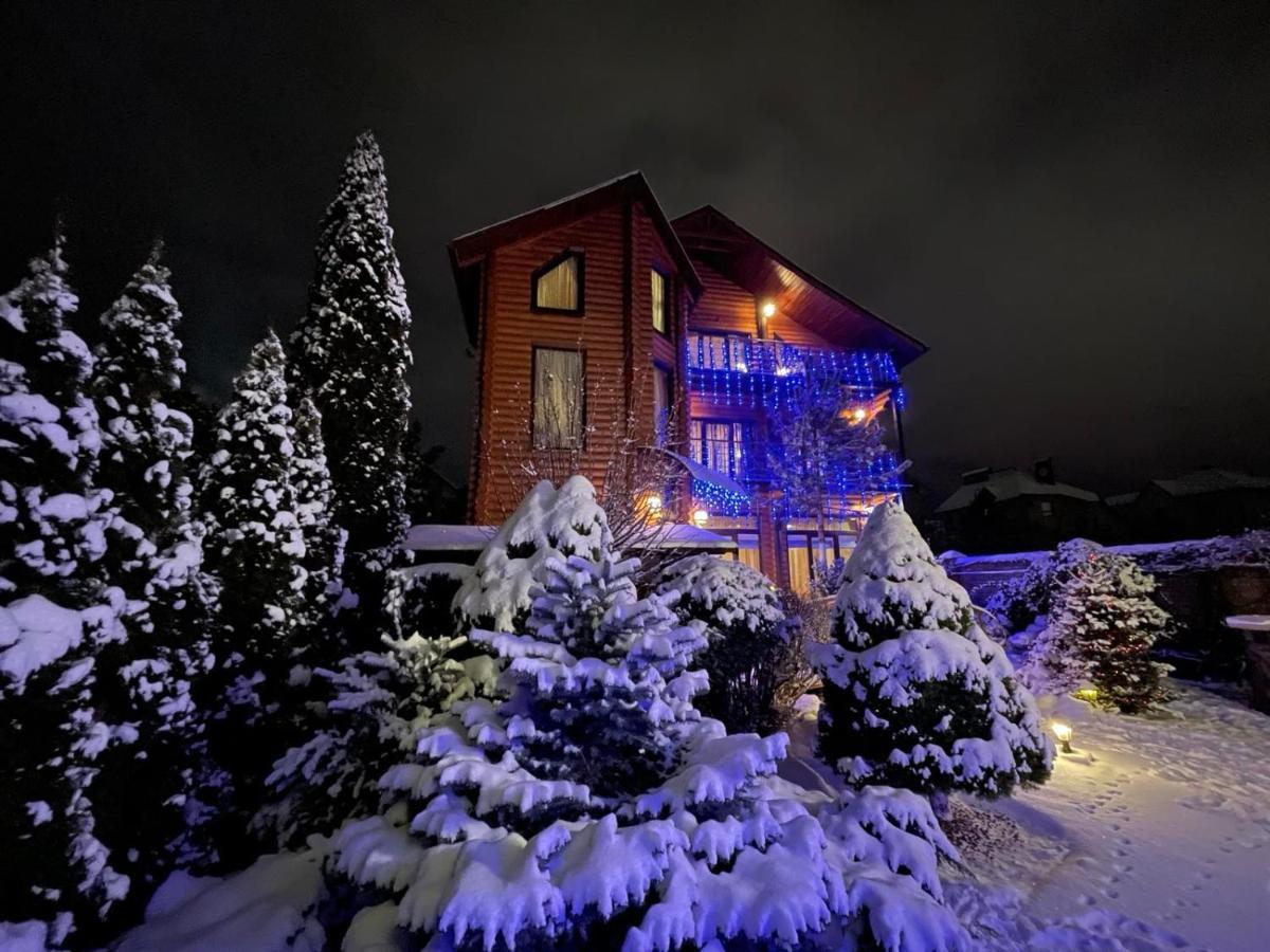 Luxury Apartments With Pool And Sauna In The Villa Cernăuți Exterior foto