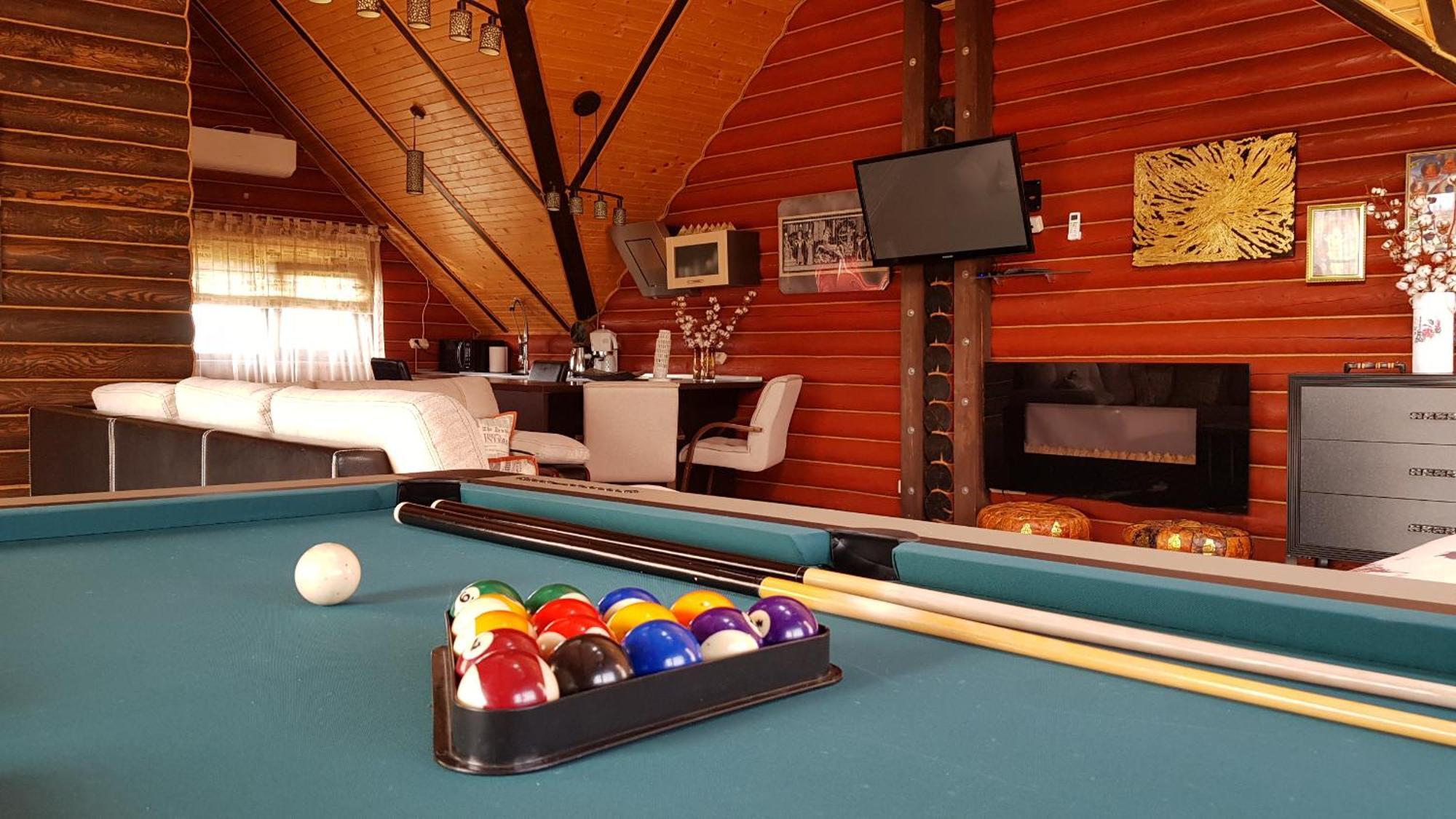 Luxury Apartments With Pool And Sauna In The Villa Cernăuți Cameră foto